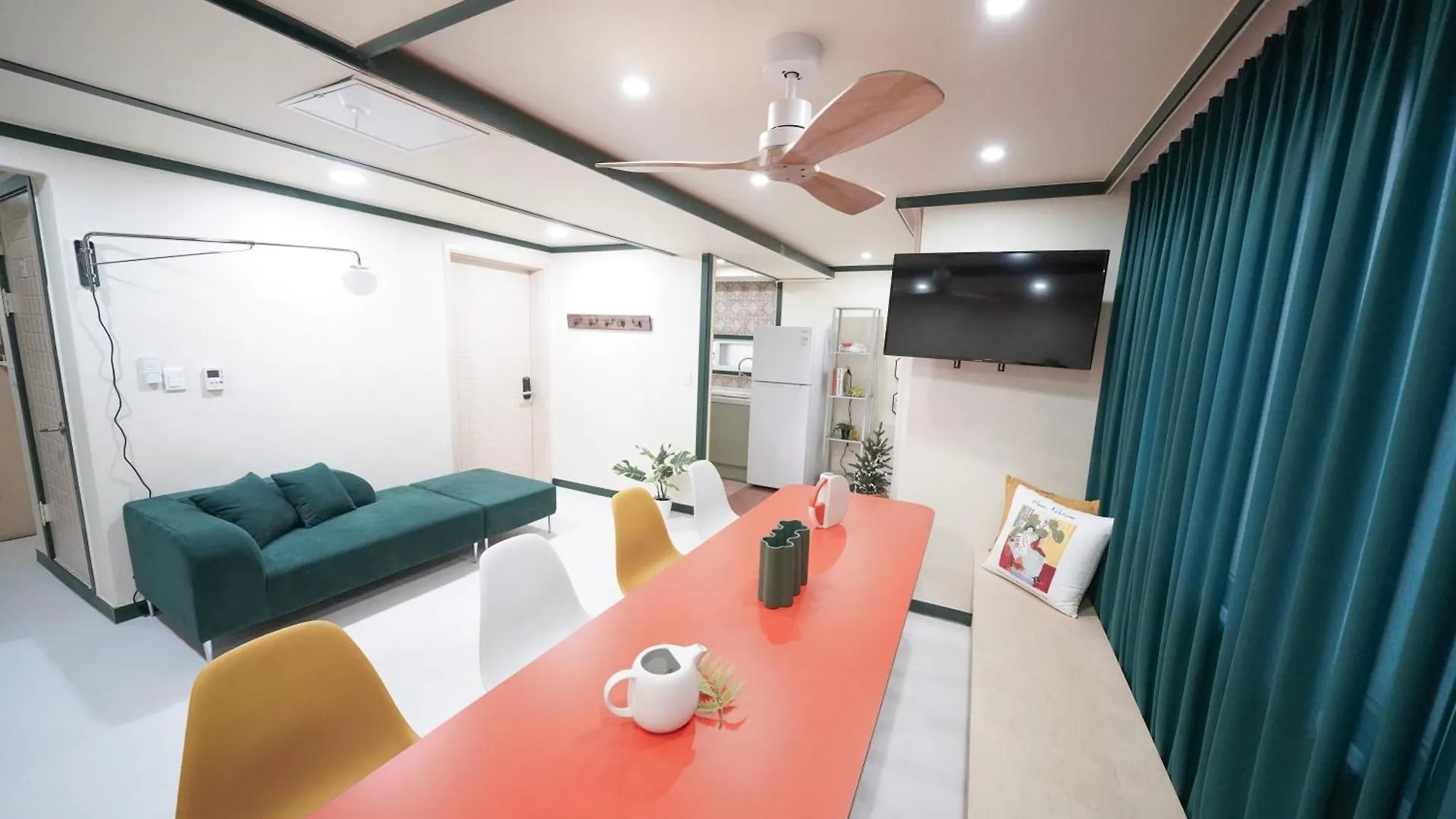 Romantic Rooftop House Apartment Seoul 0*,