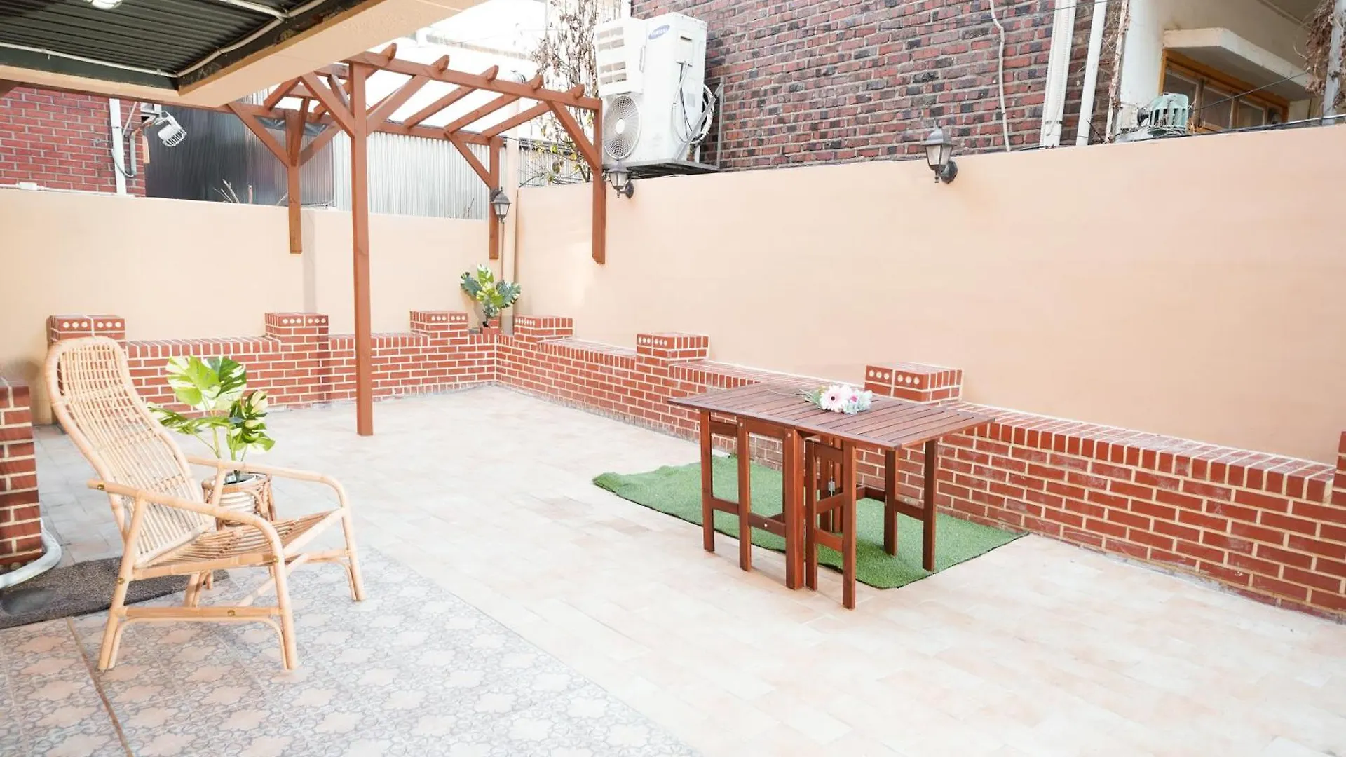 Romantic Rooftop House Apartment Seoul 0*,