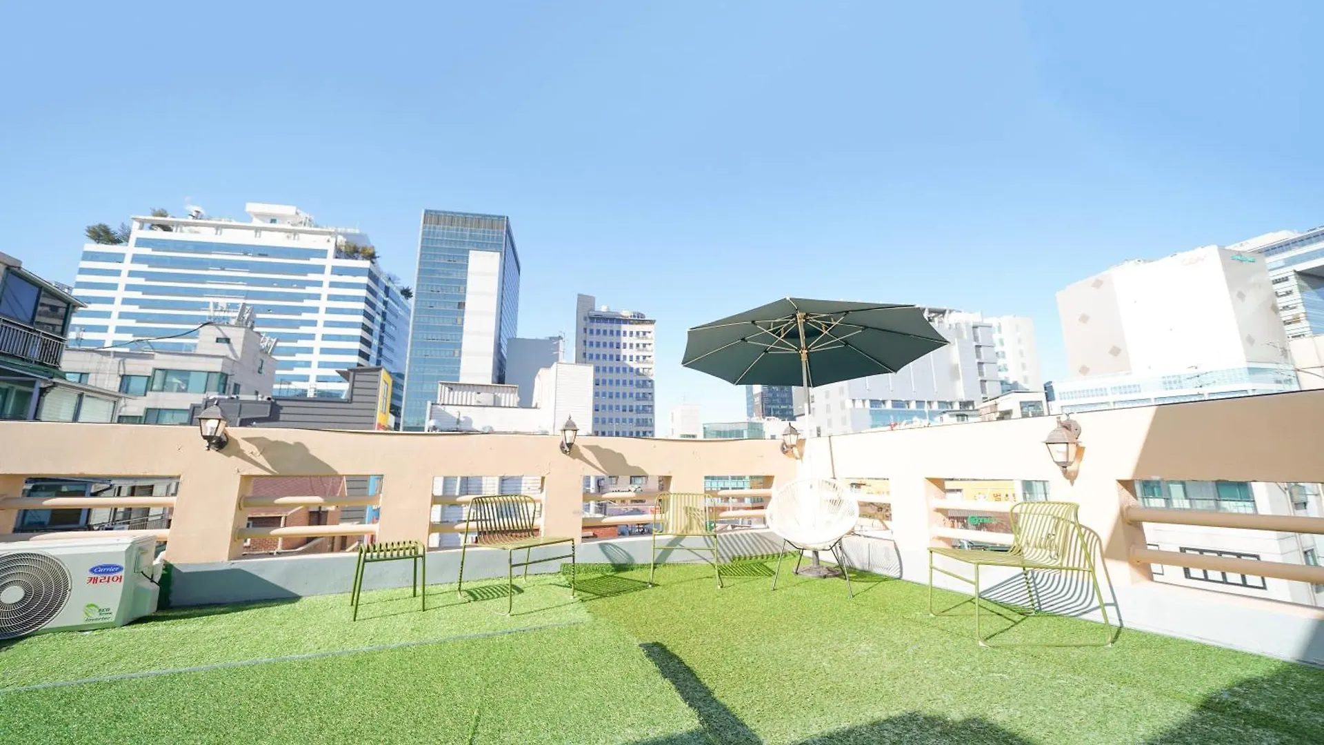 Romantic Rooftop House Apartment Seoul