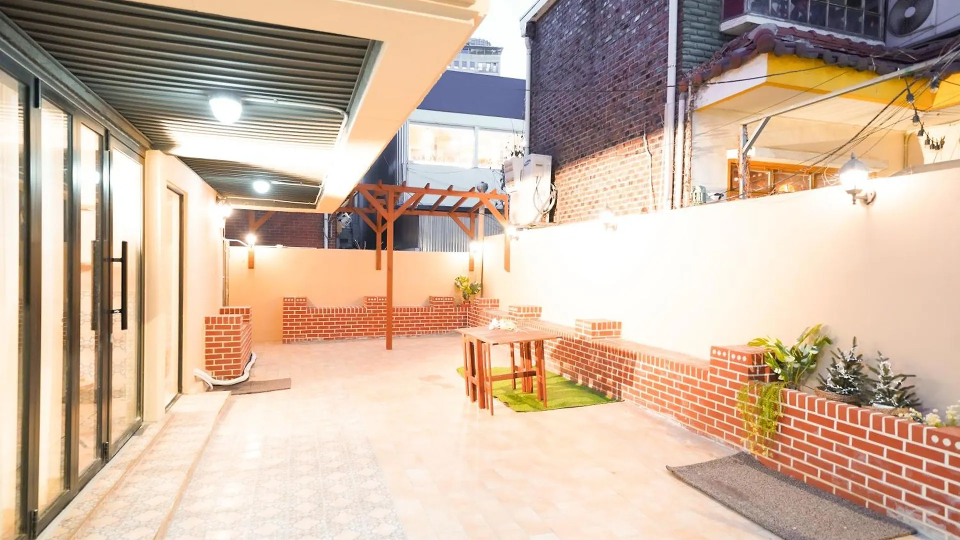 Romantic Rooftop House Apartment Seoul South Korea