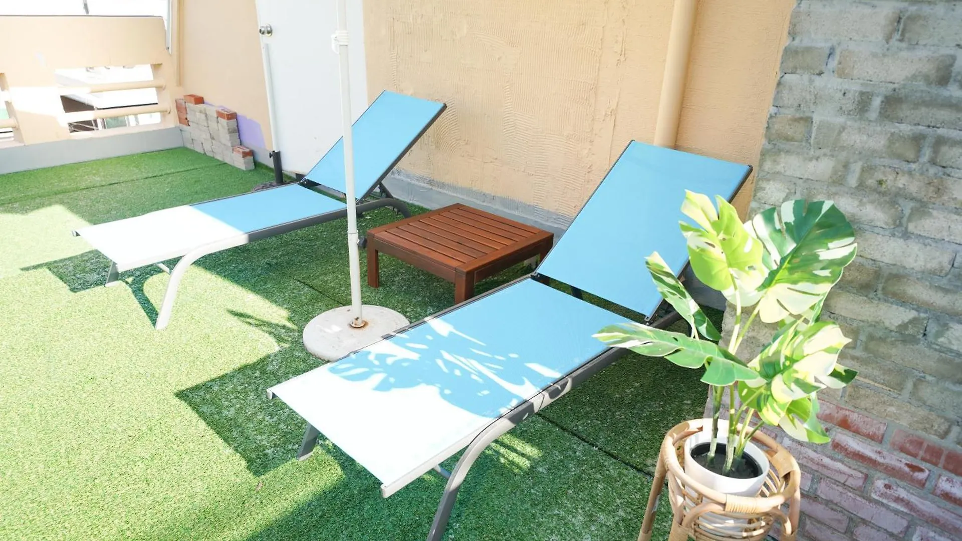 Romantic Rooftop House Apartment Seoul