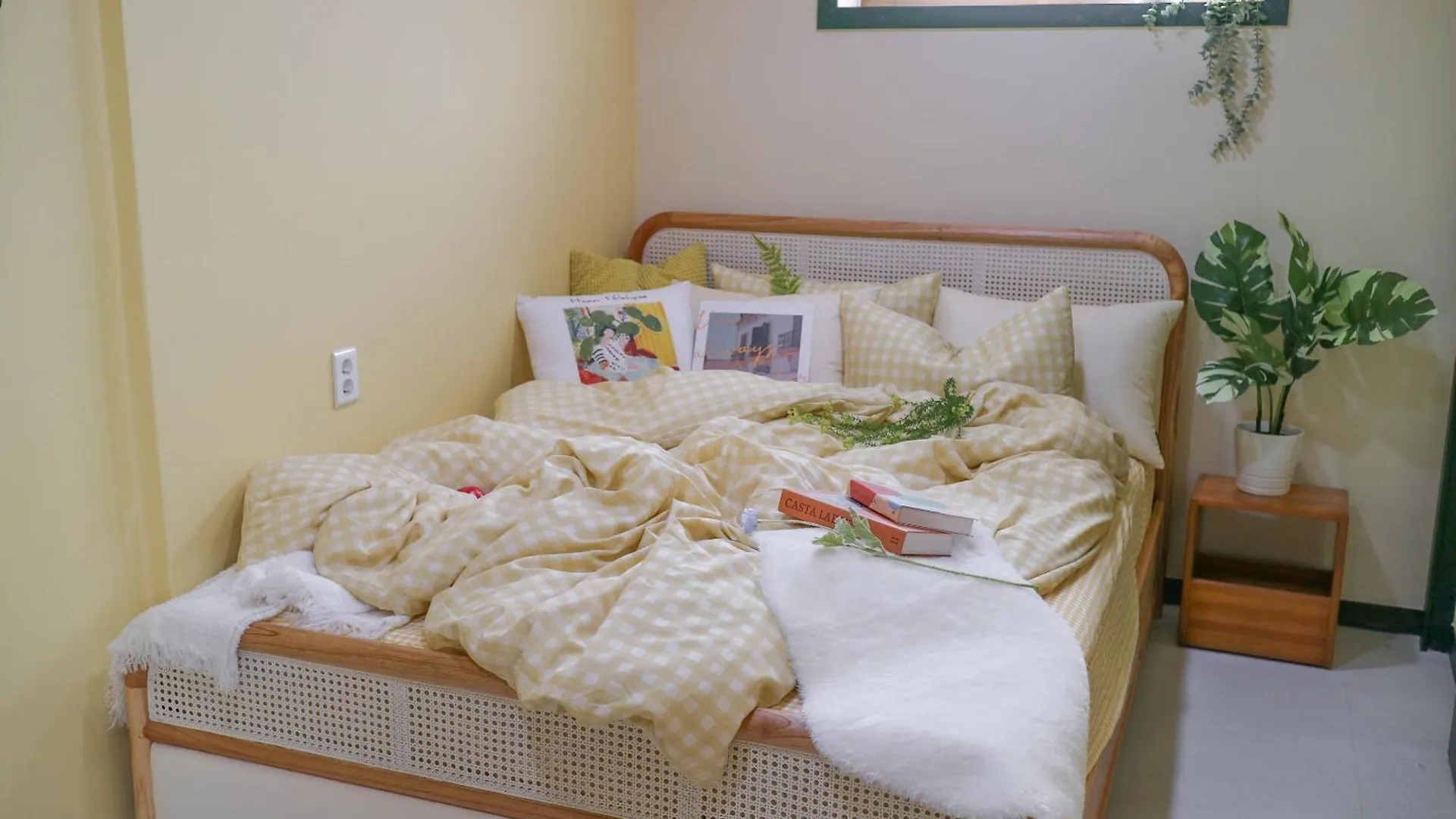Romantic Rooftop House Apartment Seoul South Korea