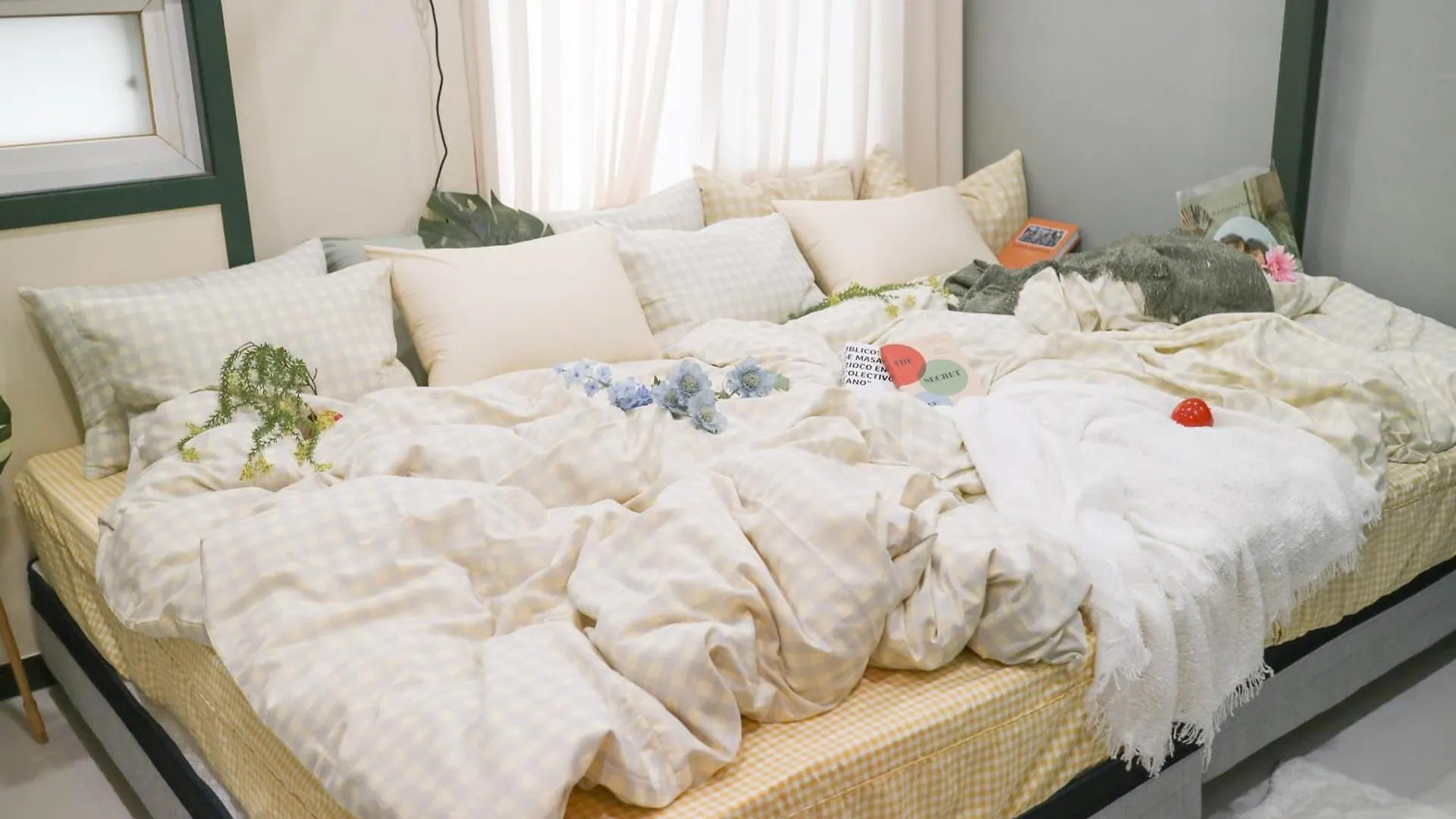 Romantic Rooftop House Apartment Seoul